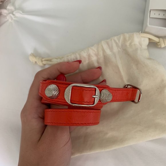 Balenciaga Classic Edge Triple Wrap Bracelet - Picture 4 of 6